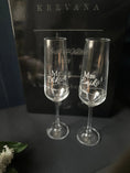 Load image into Gallery viewer, Luxury Personalised Wedding Champagne Glass Set with Plaque – Gift Box Krevana Luxury Personalised Wedding Champagne Glass Set with Plaque – Gift Box
