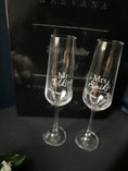 Load image into Gallery viewer, Luxury Personalised Wedding Champagne Glass Set with Plaque – Gift Box Krevana Luxury Personalised Wedding Champagne Glass Set with Plaque – Gift Box
