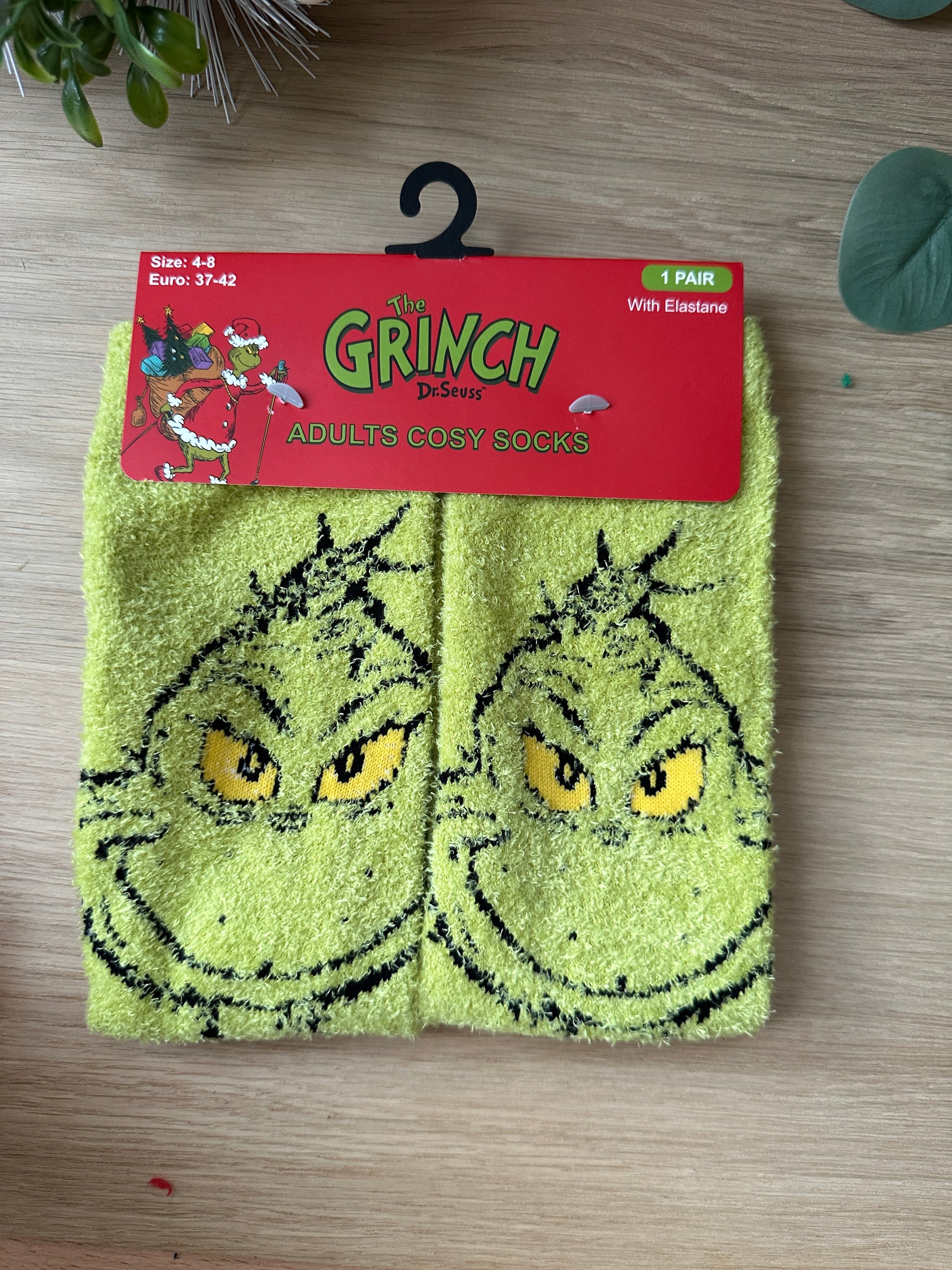 Christmas Cosy Fluffy Socks – Ladies 4–8 & Men 6–11 | Warm Anti-Slip Gripper Socks | 8 Fun Designs (incl. Grinch) Krevana Christmas Cosy Fluffy Socks – Ladies 4–8 & Men 6–11 | Warm Anti-Slip Gripper Socks | 8 Fun Designs (incl. Grinch)