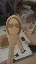 Load and play video in Gallery viewer, Personalized Wooden Spoon with Your Face – Funny Custom Engraved Portrait Spoon – Unique Gift for Friends & Family, Gag Gift, Birthday or Christmas Fun
